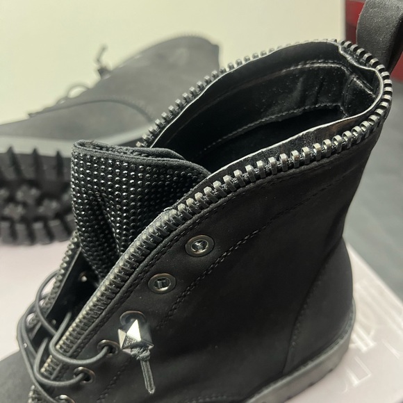 Jennifer Lope Boots - Size 7 - Brand new in box - Picture 7 of 12